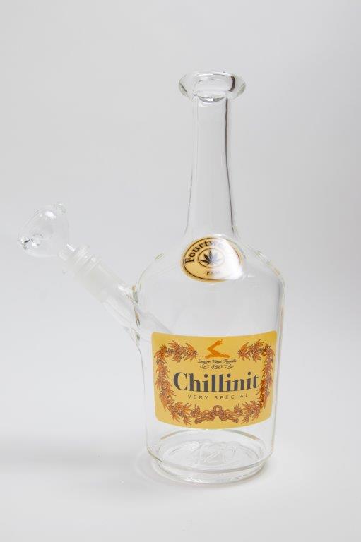 Chillin it Bottle Water Bong: For smoking 