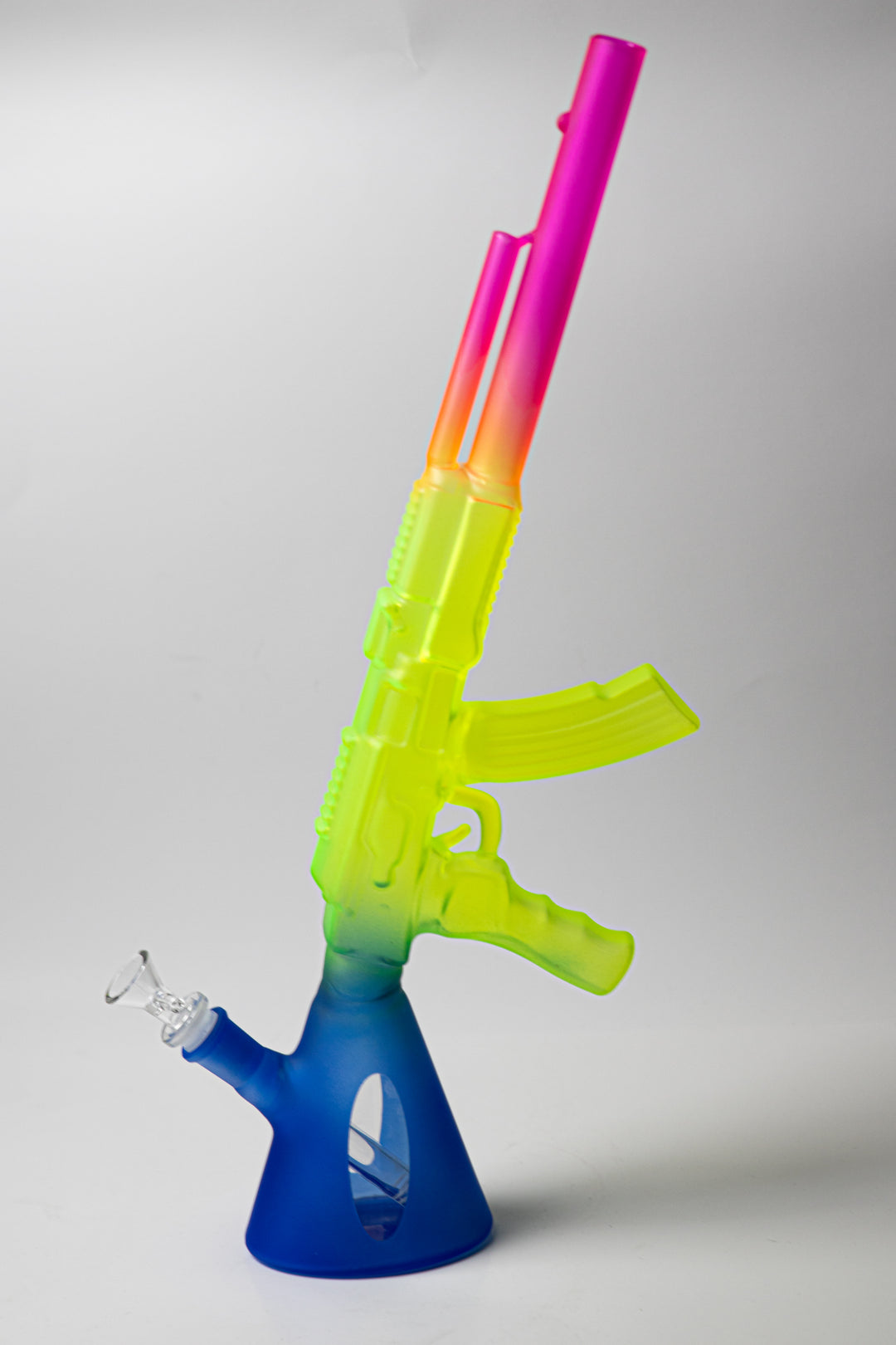 AK-47 Water Pipe – an 11-inch rig designed for weed and dabs. Available for sale, this standout piece features a striking AK-47 shape design, beaker-style glass, a bowl piece for weed, and a straight-down stem,